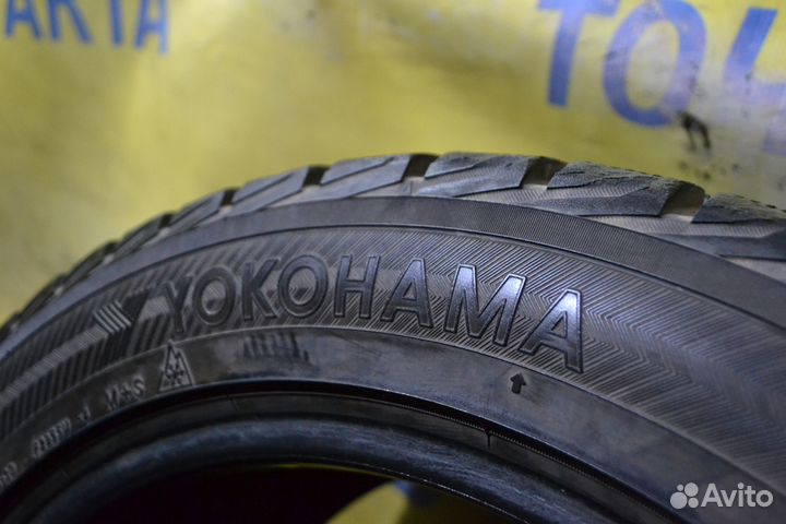 Yokohama Ice Guard IG30 245/45 R17