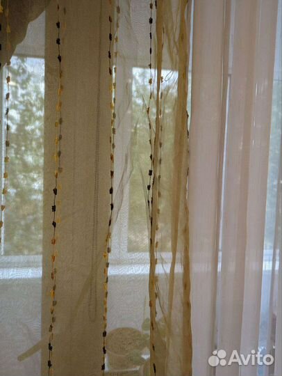 Тюль белая, коричневая