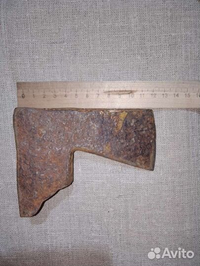 Топор старинный