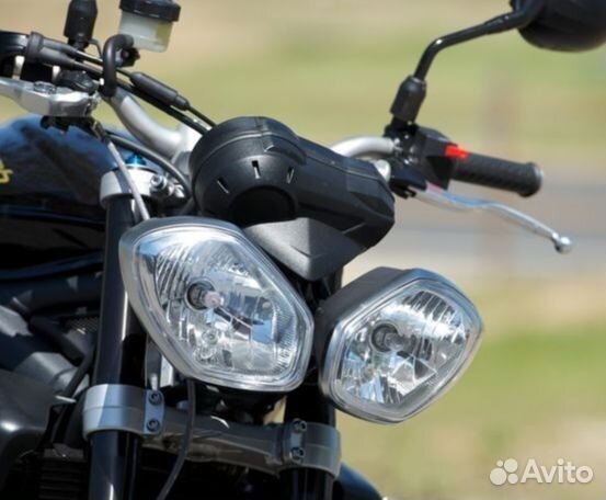 Задняя крышка спидометра Triumph 675 R T2306557