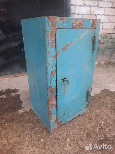 Сейф металлический бу