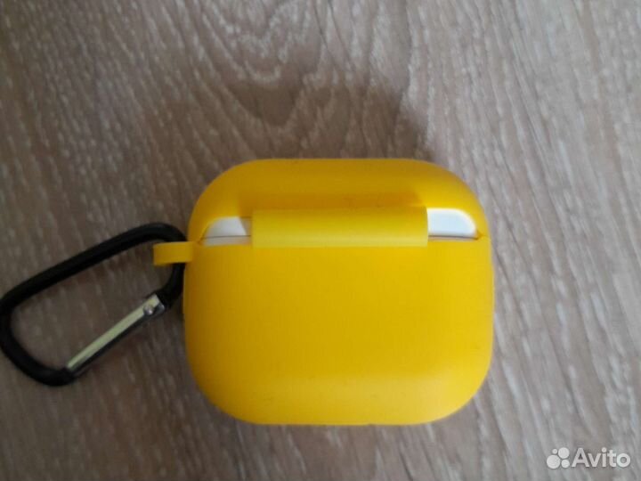 Airpods 3 с чехлом