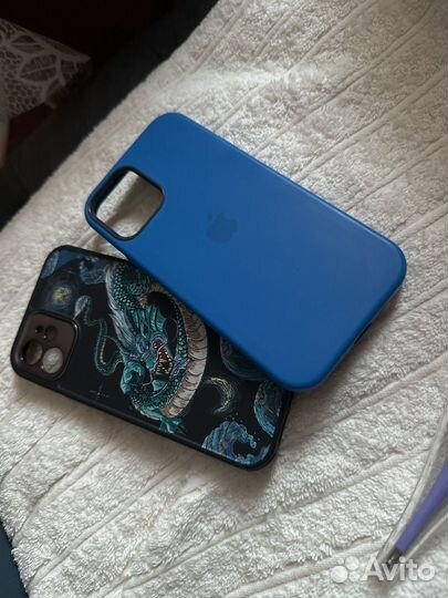 Чехол на iPhone 12