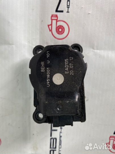 Б/У Сервопривод заслонки печки (моторчик