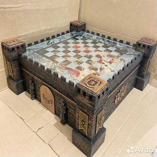 Шахматы Замок ручной работы