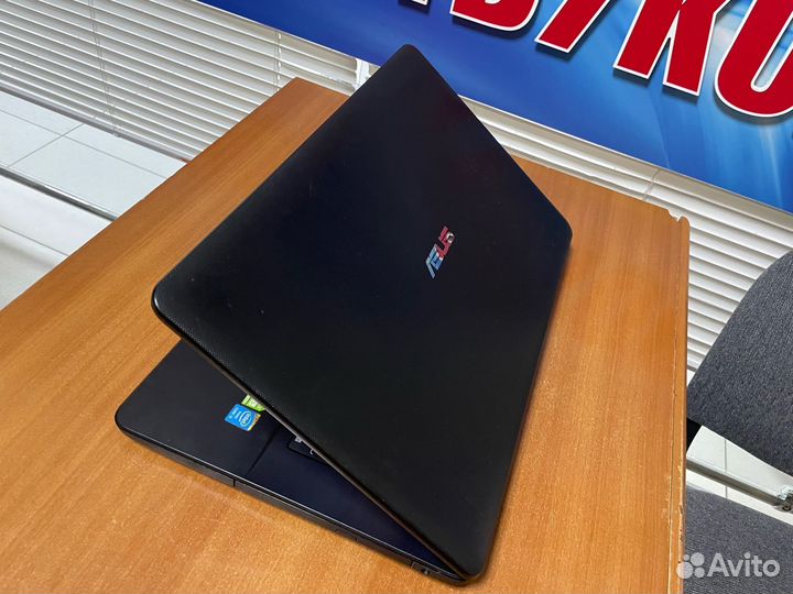 Игровой ноутбук Asus 17