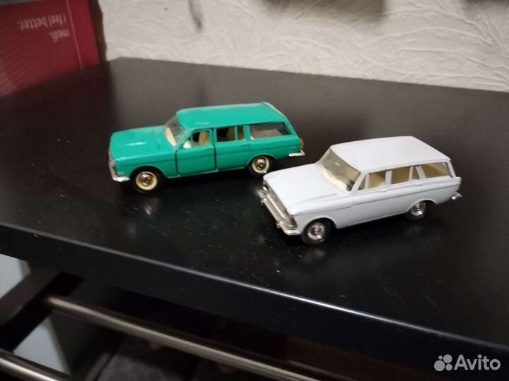 Модели 1/43 СССР москвич 427, газ 24 02