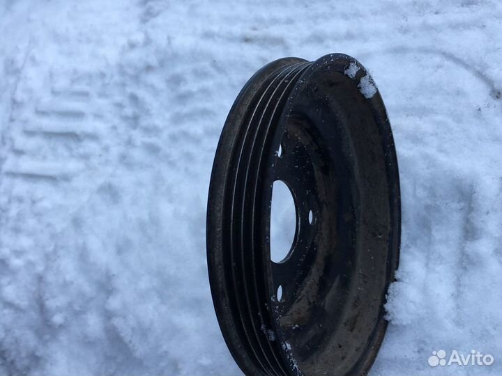 Шкив Водяного насоса Дайхатсу Териос 1