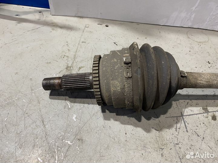 Привод передний правый Range Rover Sport L320