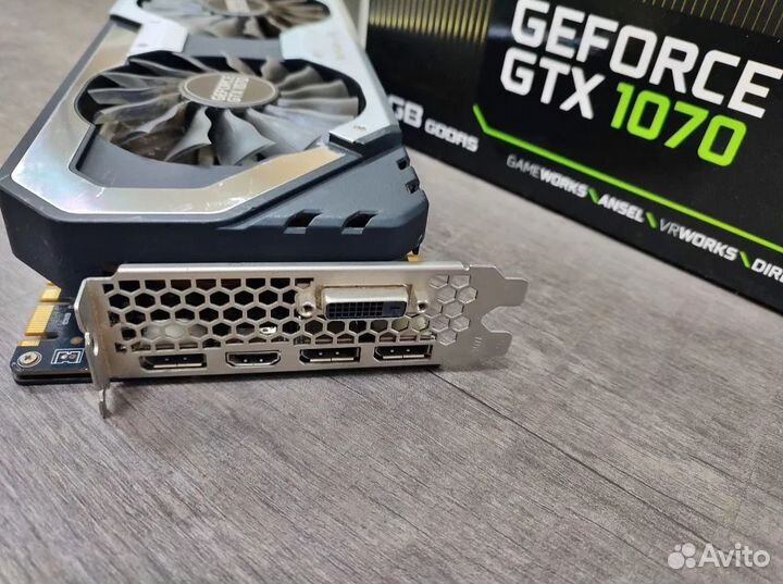 Видеокарта GeForce GTX 1070 8 гб