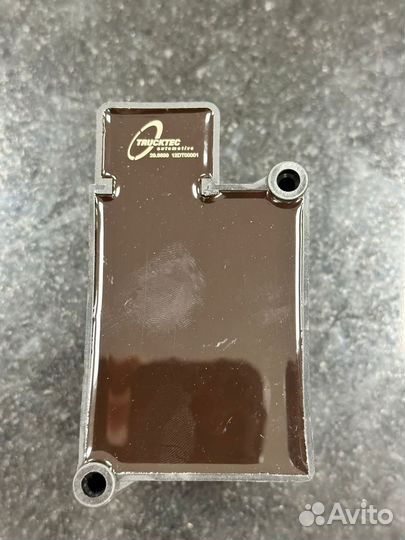 Блок клапанов пневмоподвески mercedes A2513200058