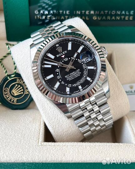 Часы Rolex Sky-Dweller 42 мм