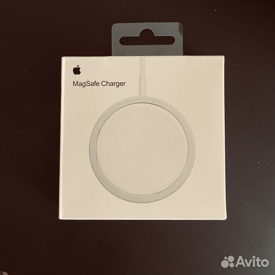 Беспроводная зарядка для iPhone