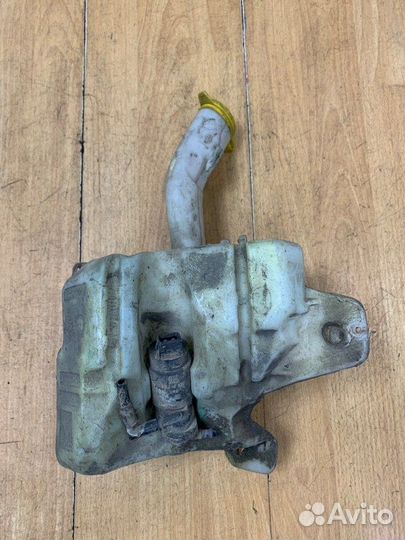 Бачок омывателя Opel Corsa D