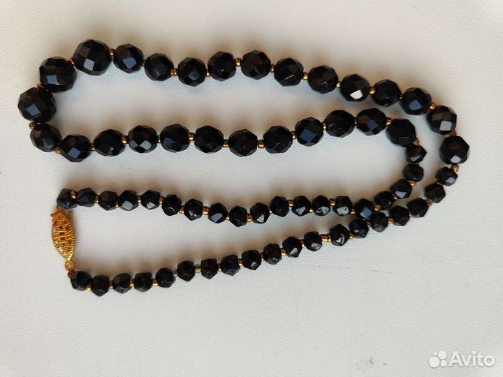 Бусы раритет, броши