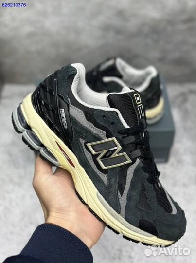 New Balance 1906