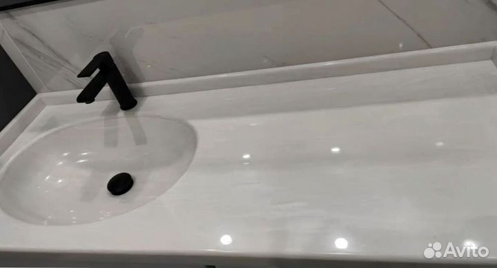 Столешница для ванной и кухни из искуственного кам