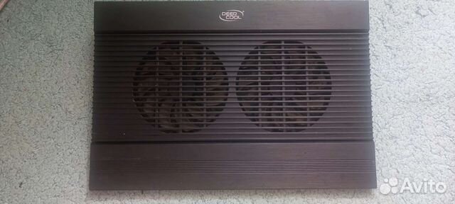 Подставка с охлаждением