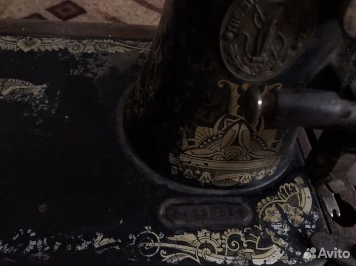 Швейная машина Singer