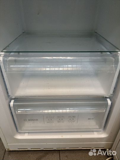 Холодильник Bosch FD 9210