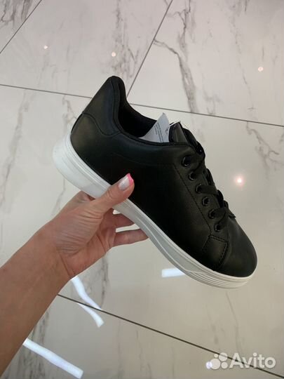 Кроссовки мужские