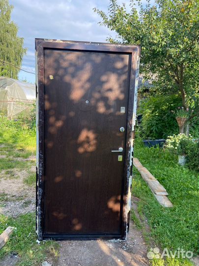 Дверь входная металлическая уличная