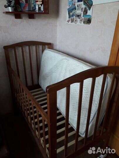 Детская кроватка