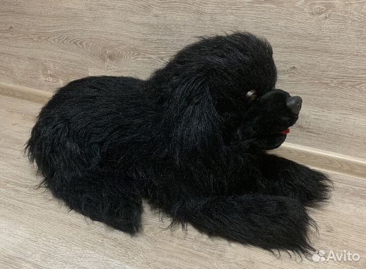 Большая игрушка собака