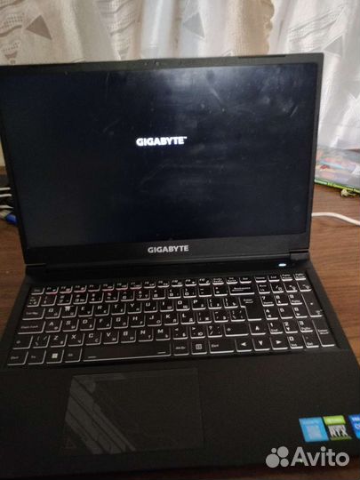 Игровой ноутбук gigabyte