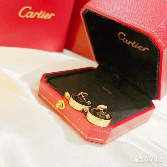 Серьги Cartier Love 750