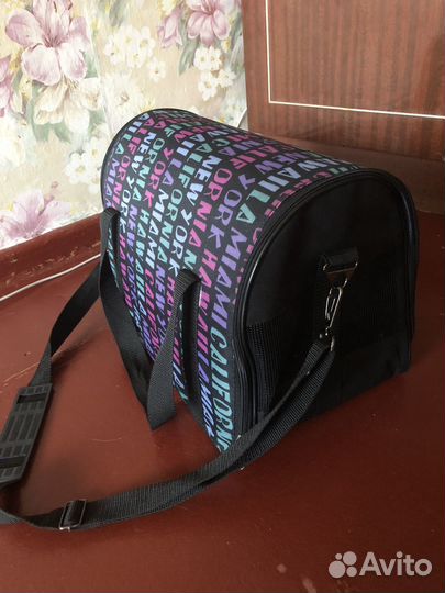 Сумка - переноска для своего питомца