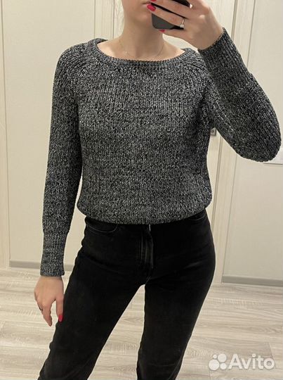 Свитер женский