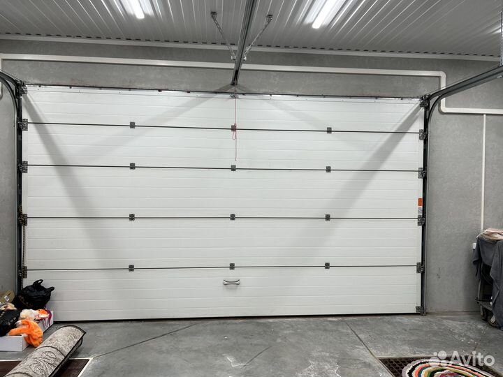 Секционные ворота Алютех Prestige бу