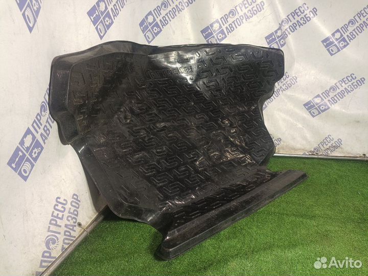 Коврик багажника Toyota Corolla седан 1.6 3ZZ 2005