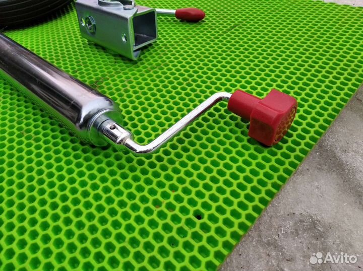 Опорное колесо для прицепа новое