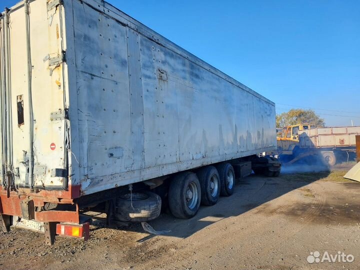 Полуприцеп изотермический Тонар 9746, 2004