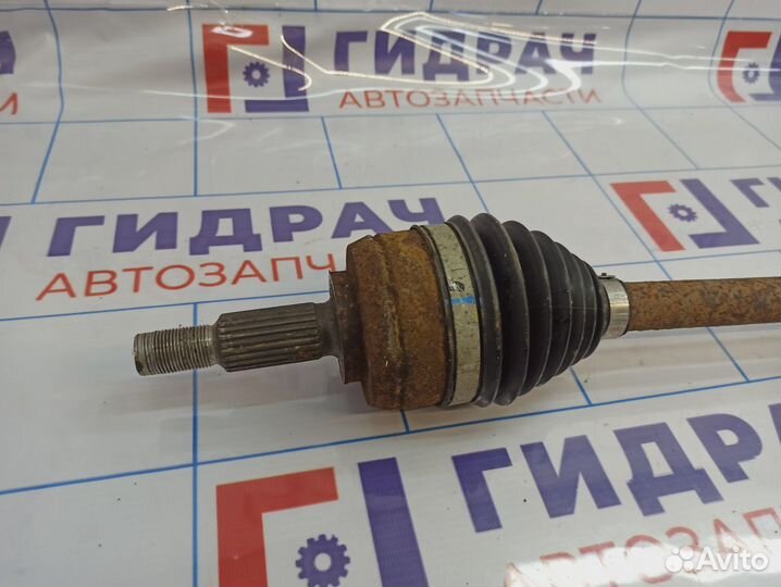 Привод передний левый Renault Megane 3 8200725499