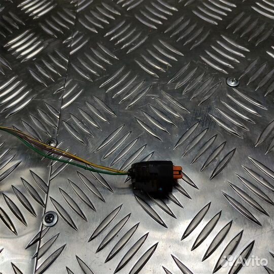 Разъем датчика заднего хода Renault Sandero 2
