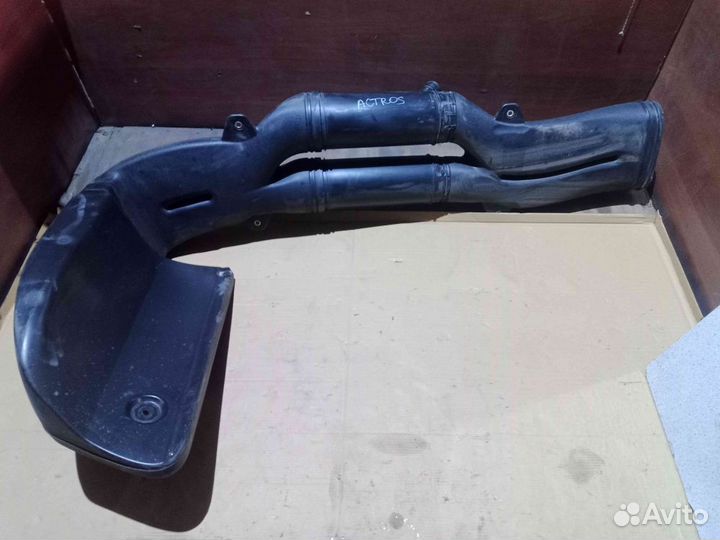 Воздухозаборник системы впуска Mercedes Actros