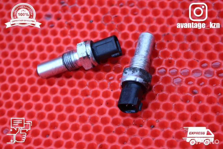 Датчик заднего хода Ford Focus 2 1.6 100лс (ячейка