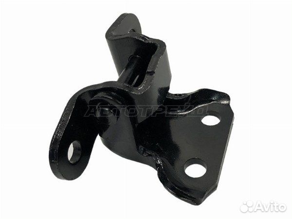 Петля двери