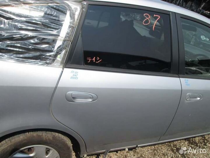 Дверь задняя правая Honda Stream RN1 D17A 2001/11