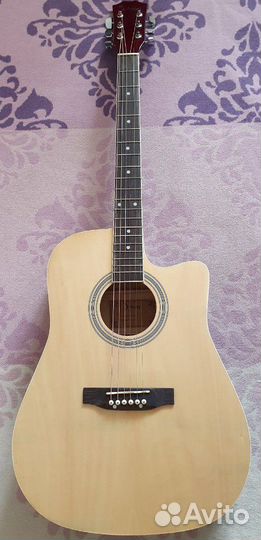 Гитара эстрадная (новая)