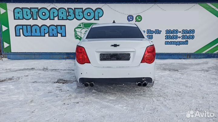 Козырек солнцезащитный правый Chevrolet Aveo T300