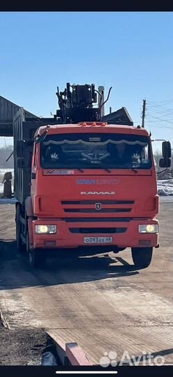 Водитель манипулятора-ломовоза