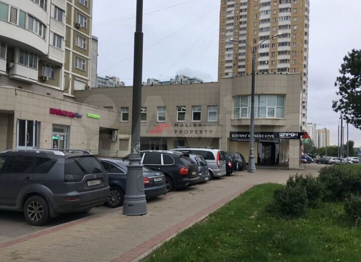 Продам торговое помещение, 638 м²