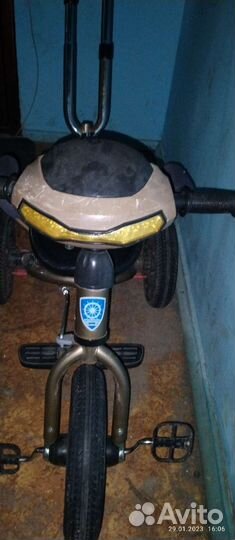 Велосипед с ручкой