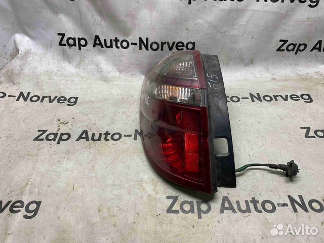 Фонарь задний левый Subaru Legacy