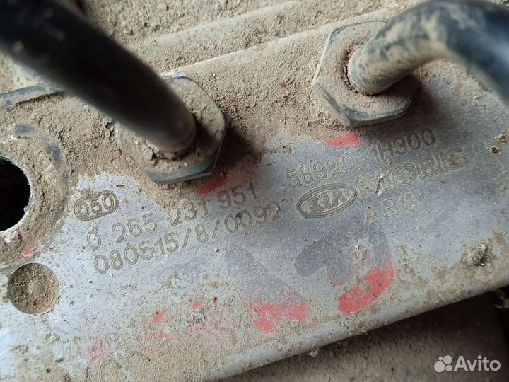 Kia Ceed 2008 Блок ABS насос