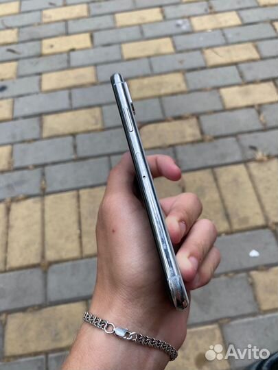 iPhone X, 256 ГБ